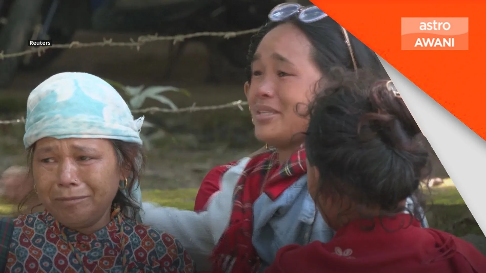 Kanak-kanak 8 tahun terselamat dalam banjir Nepal akhirnya bertemu dengan ibu