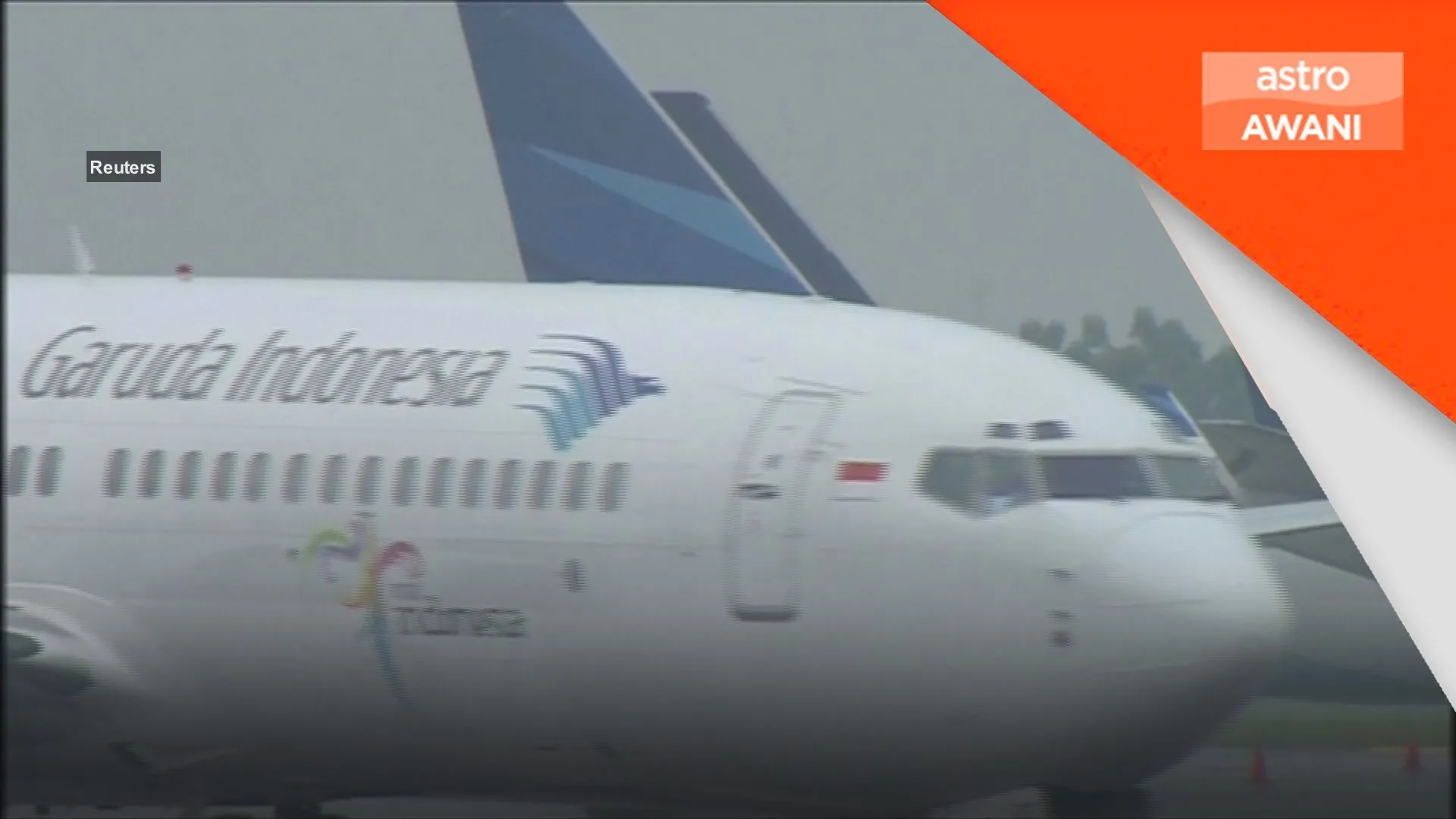 Pesawat Garuda selamat mendarat selepas tayar pecah