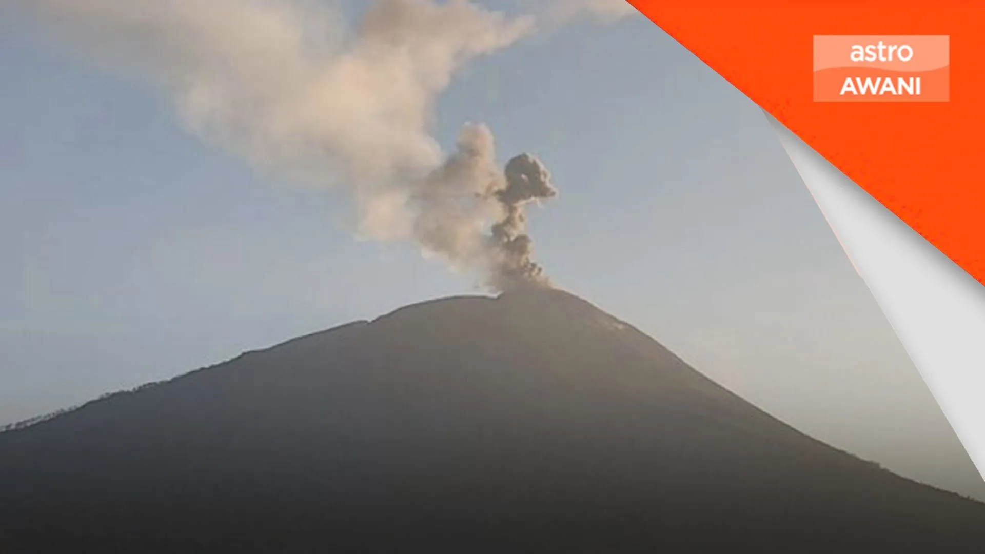 Gunung berapi Ili Lewotolok meletus lagi