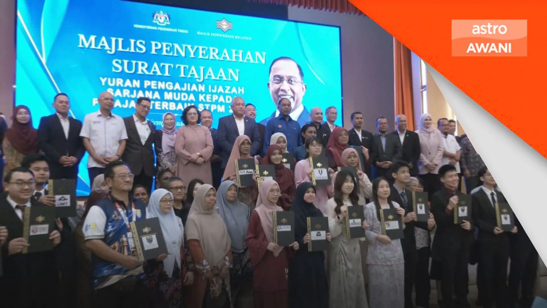 27 pelajar terbaik STPM 2025 terima tajaan ijazah