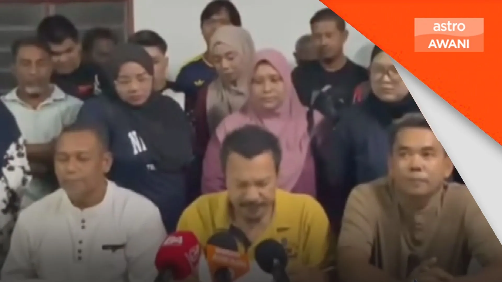 Pimpinan Bersatu Padang Besar keluar parti