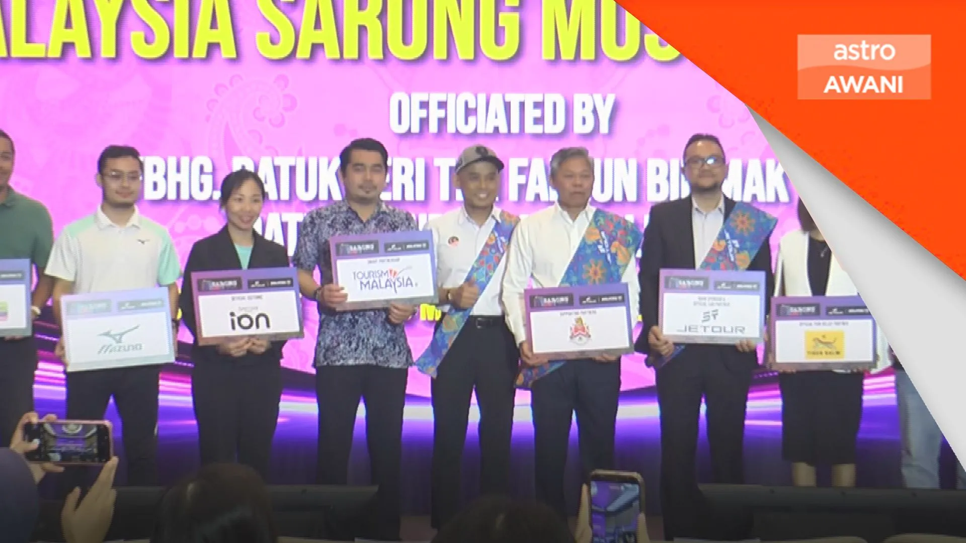 20,000 peserta, satu semangat di Sarong Music Run 2026