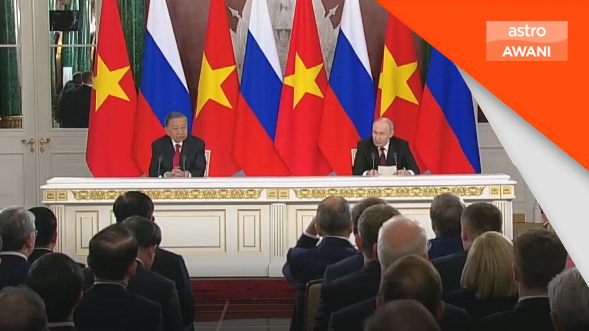 Vietnam dan Rusia meterai perjanjian simpanan minyak strategik