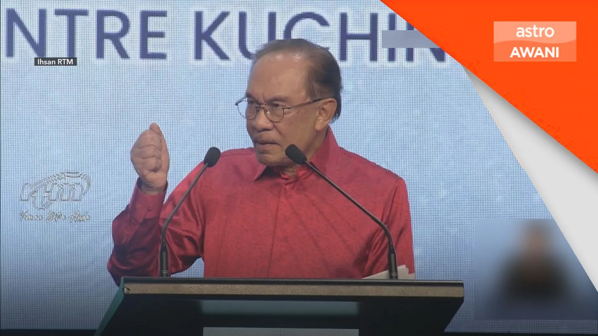 Pelajar Baharu IPTA Terima Bantuan Tiket RM500