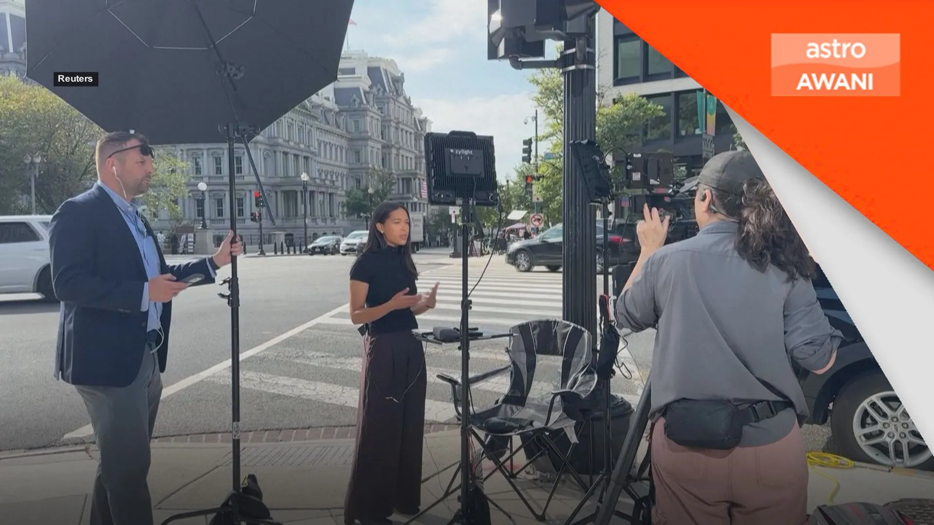 Sekatan Media: CNN MS NOW & Politico lapor dari luar White House