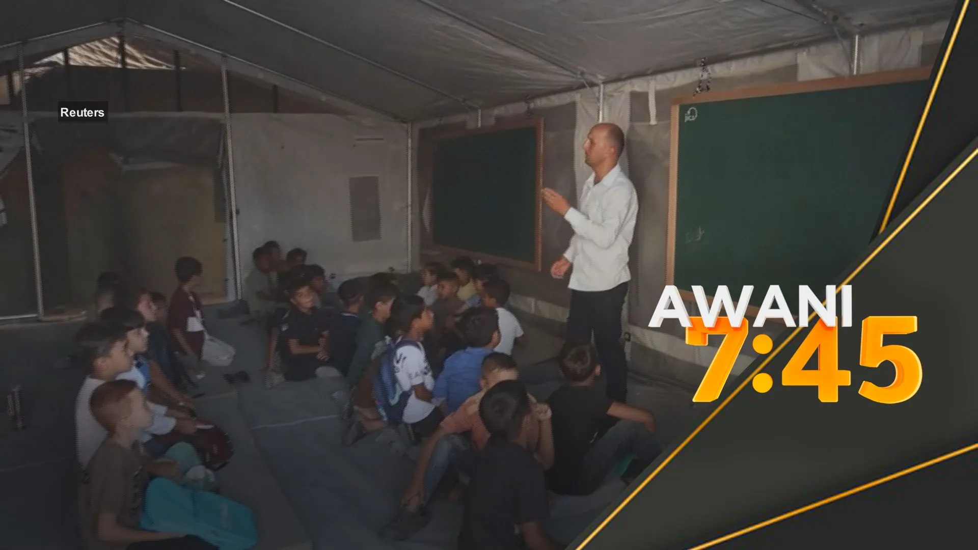 Tahun akademik di Gaza bermula selepas tiga tahun
