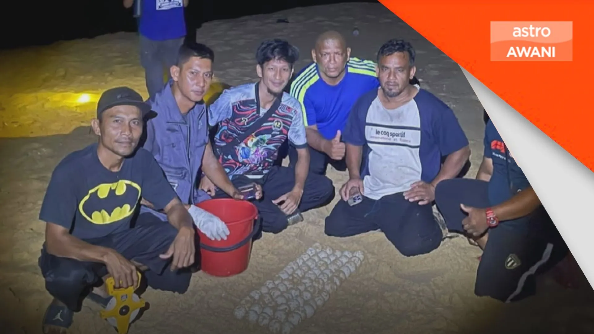 Penyu belimbing mendarat, bertelur kali ketiga di pantai Terengganu