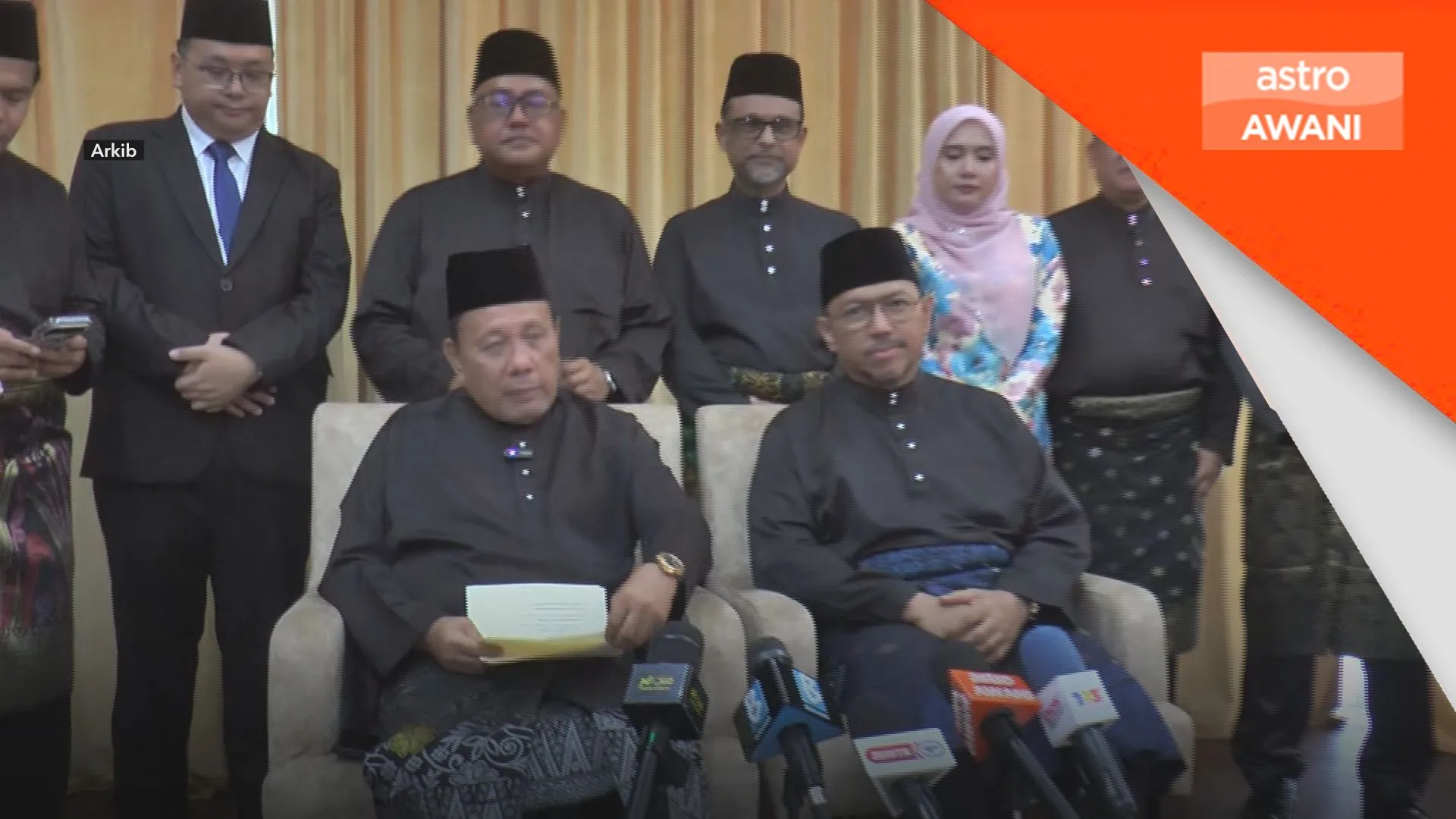 Ismail perlu jelaskan siapa paksa tandatangan proklamasi - Tengku Zafrul