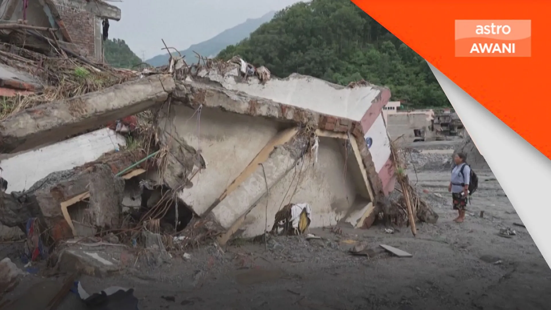 Sebulan tragedi Nepal: Pemulihan, carian masih berjalan