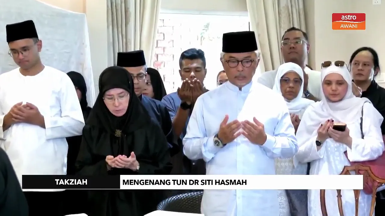 "Tun Dr Siti Hasmah penuh kasih sayang" - Zaharah