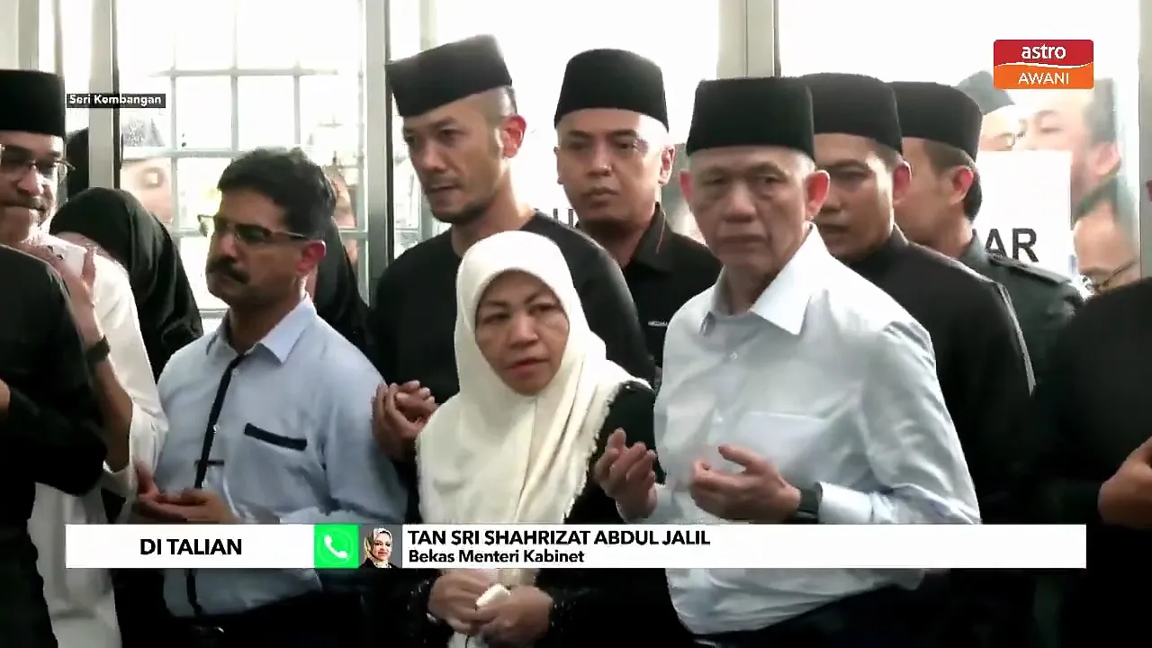 "Tun Dr Siti Hasmah di hormati pemimpin dunia" - Shahrizat