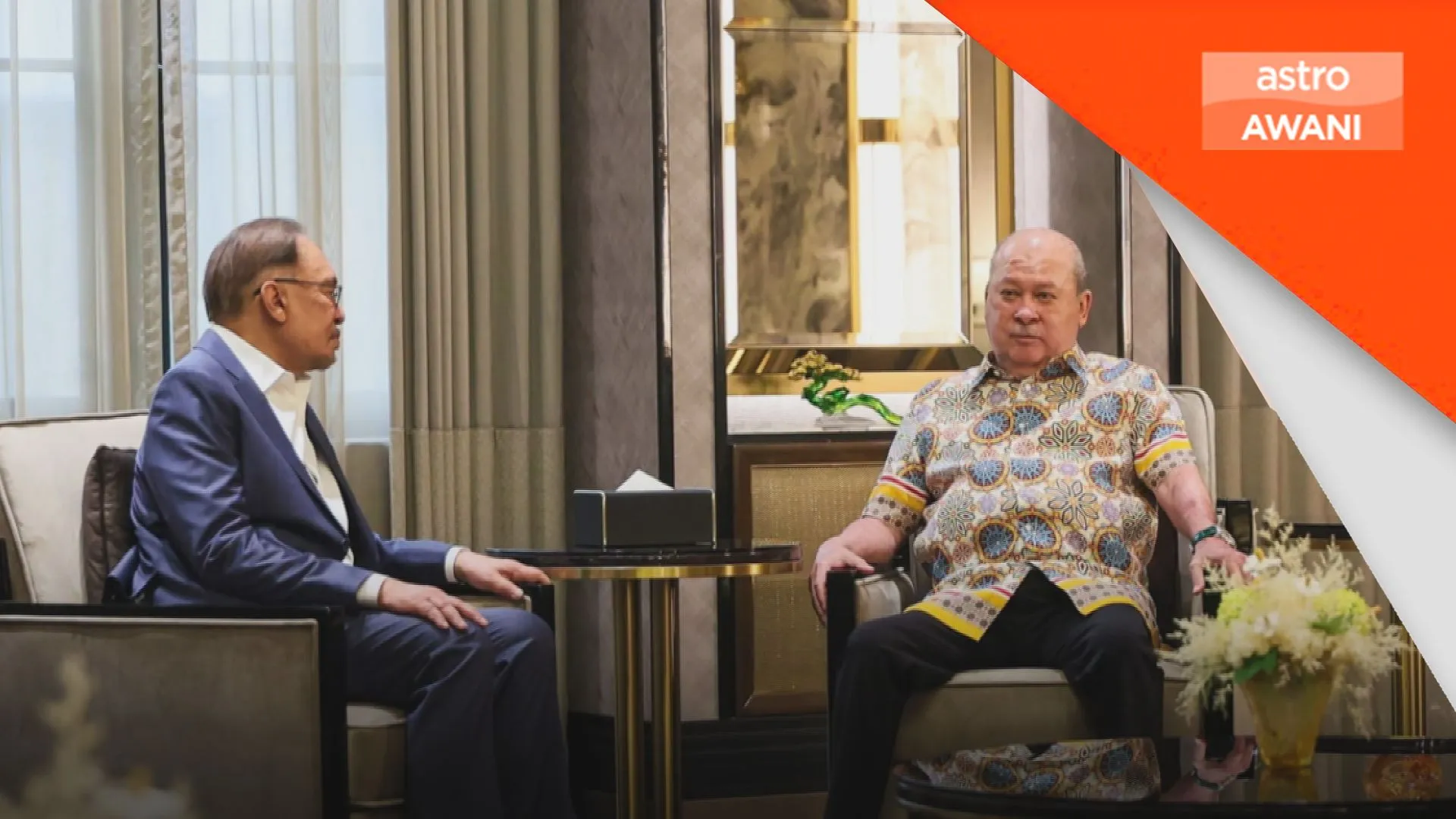 Agong terima menghadap Anwar di Istana Bukit Tunku