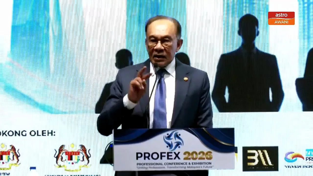 "Saya popularkan istilah sakau tapi ada yang kurang senang.." - PM