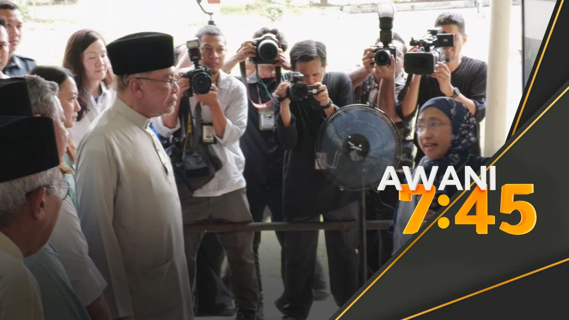 PM gesa percepat baik pulih kuarters TUDM Sungai Besi Land