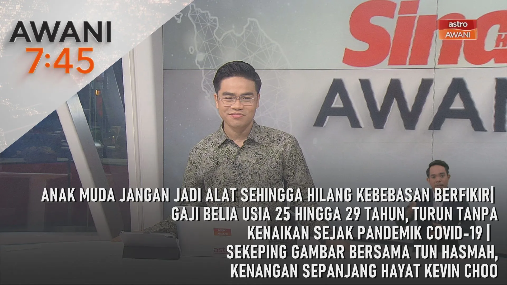 AWANI 7:45 [03/10/2026] – Anak muda jangan jadi alat sehingga hilang kebebasan berfikir | | Semak harga barangan dengan aplikasi Price Catcher, elak pengguna ditipu | Sekeping gambar bersama Tun Hasmah, kenangan sepanjang hayat Kevin Choo