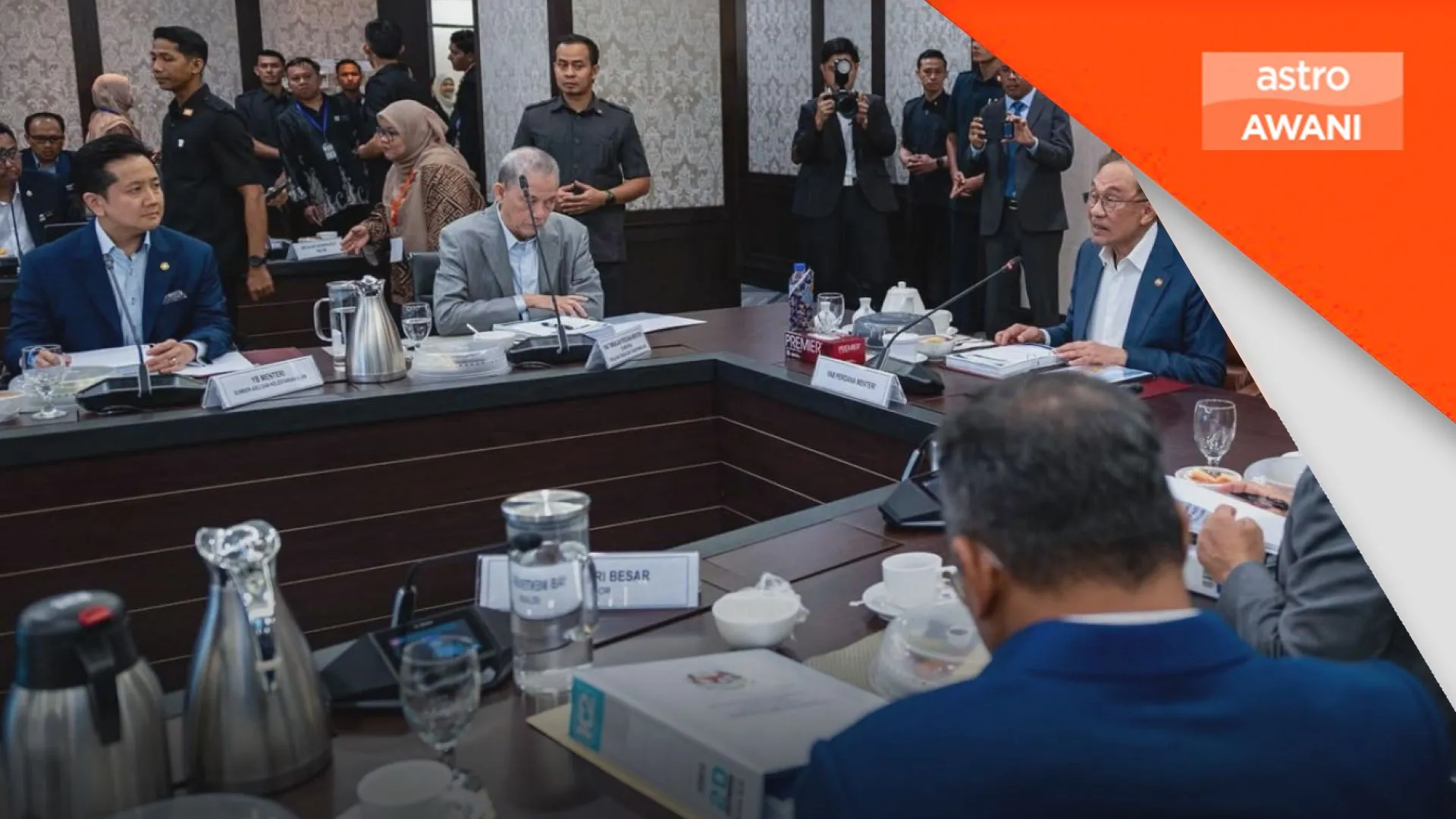 Pencerobohan tanah tidak boleh dipandang ringan – Anwar