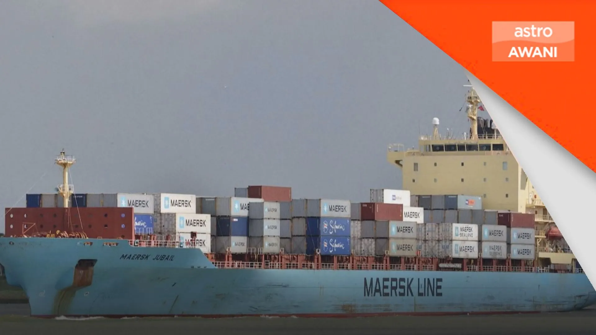 Kapal Singapura ditembak di Selat Hormuz