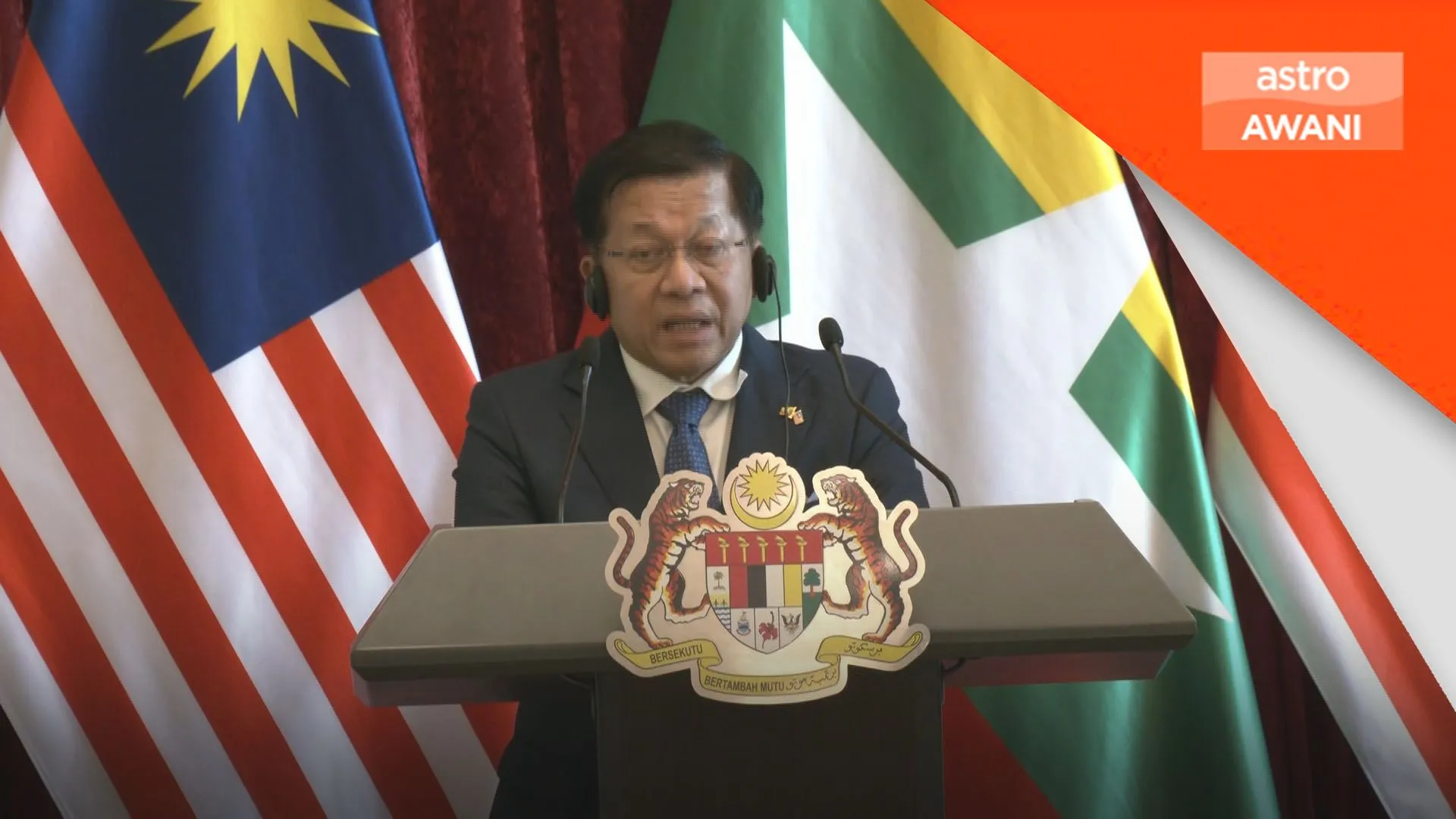 Myanmar hantar kapal tentera laut bawa pulang rakyat