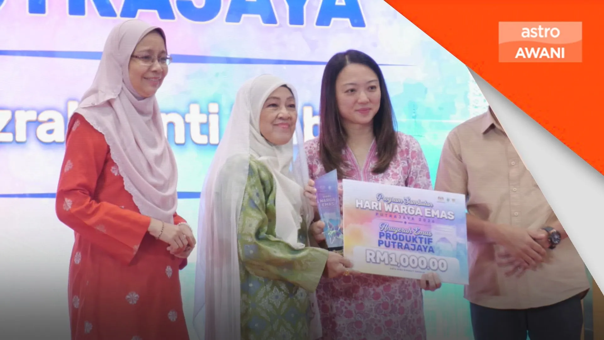 Tangani kesunyian warga emas di bandar - Hannah Yeoh