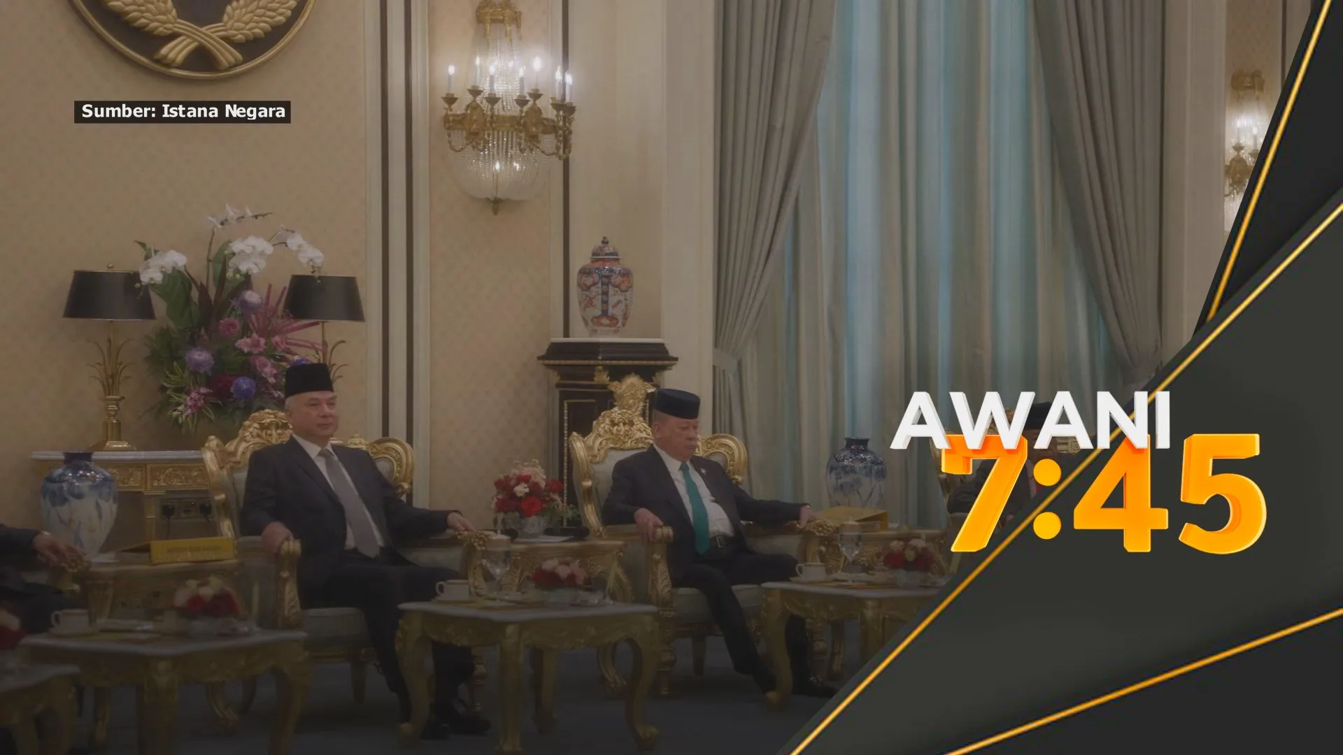 Agong berangkat ke pra-mesyuarat