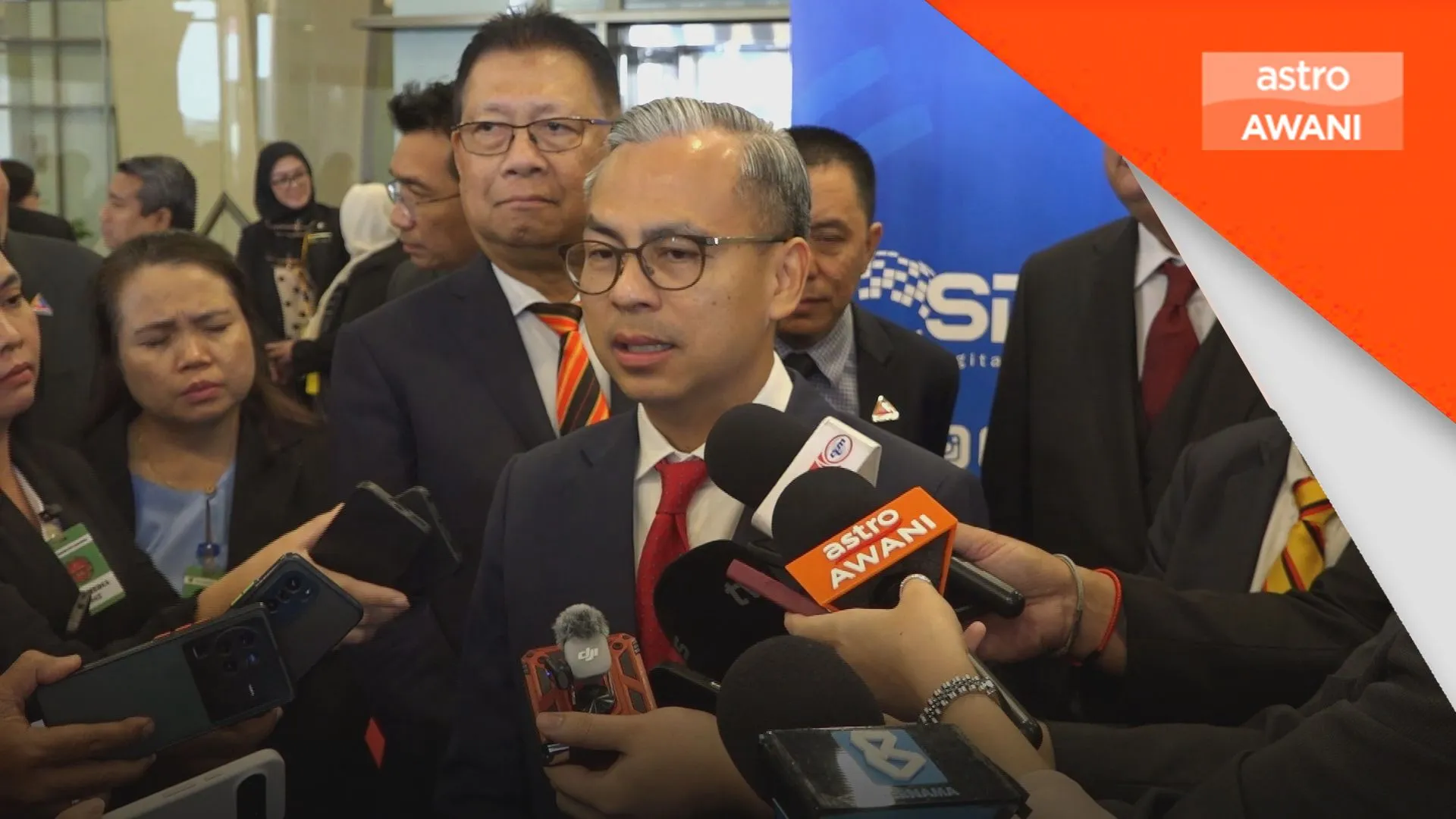MCMC pantau 'perang netizen' Malaysia, Indonesia