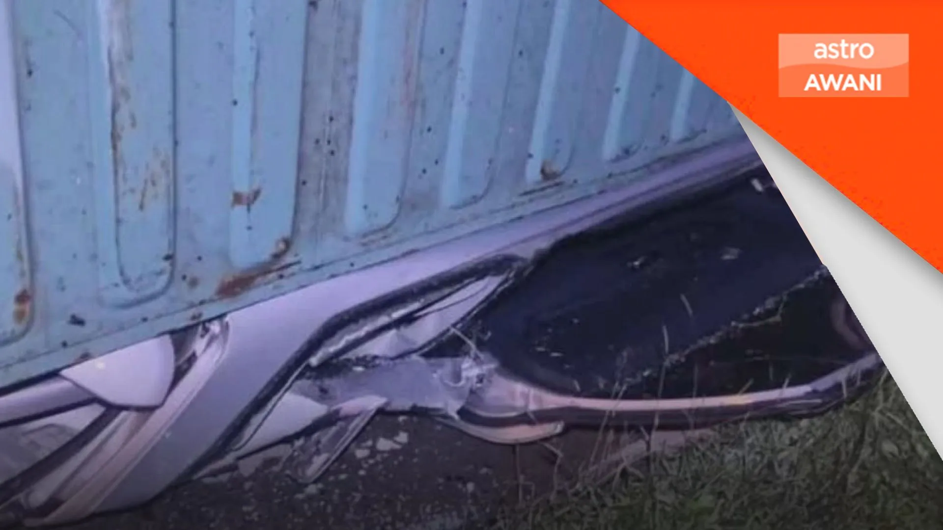 Dua beranak maut dihempap kontena di Jalan Sepanggar