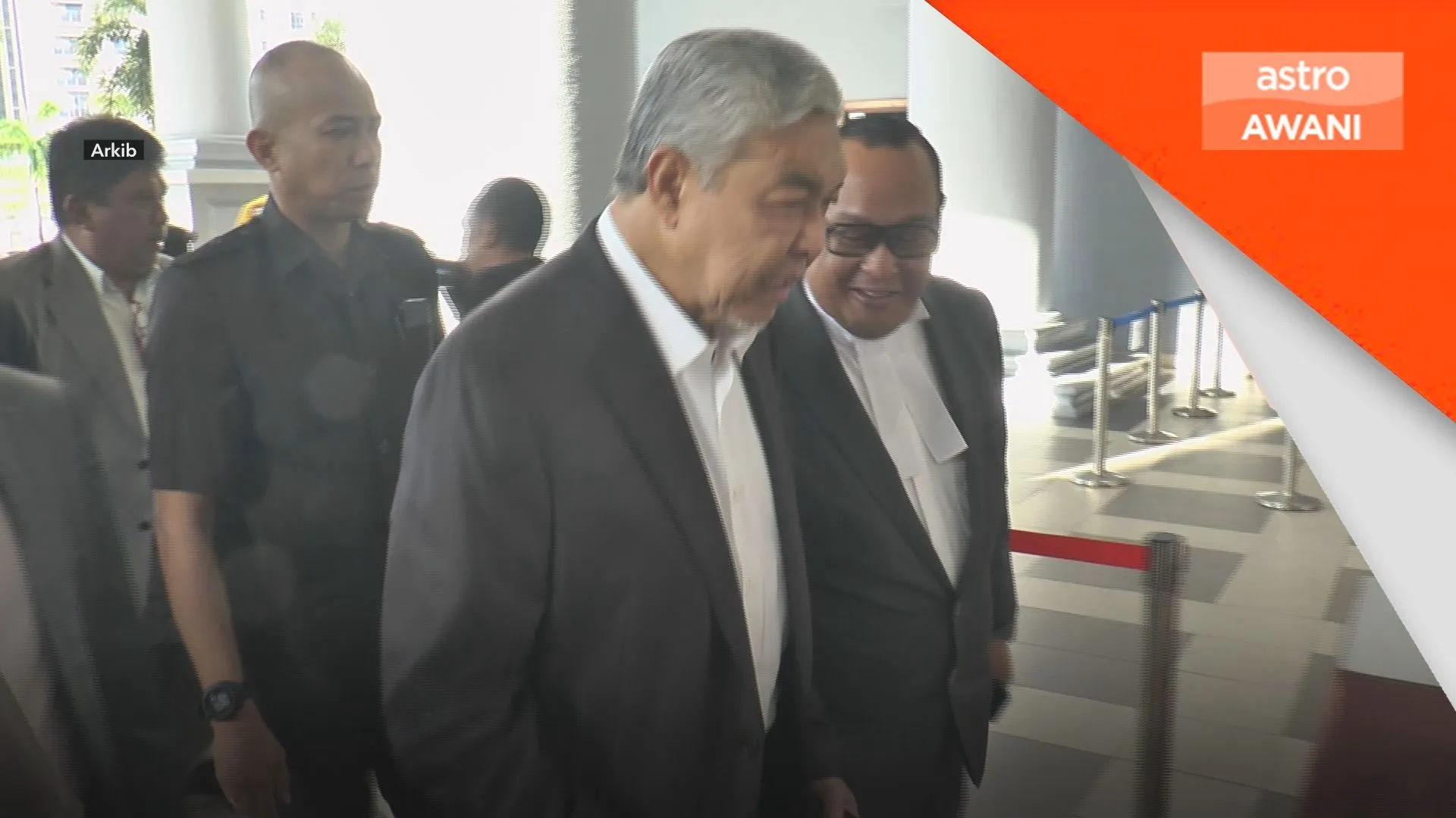 Mahkamah benarkan tangguh kes Badan Peguam cabar DNAA Ahmad Zahid