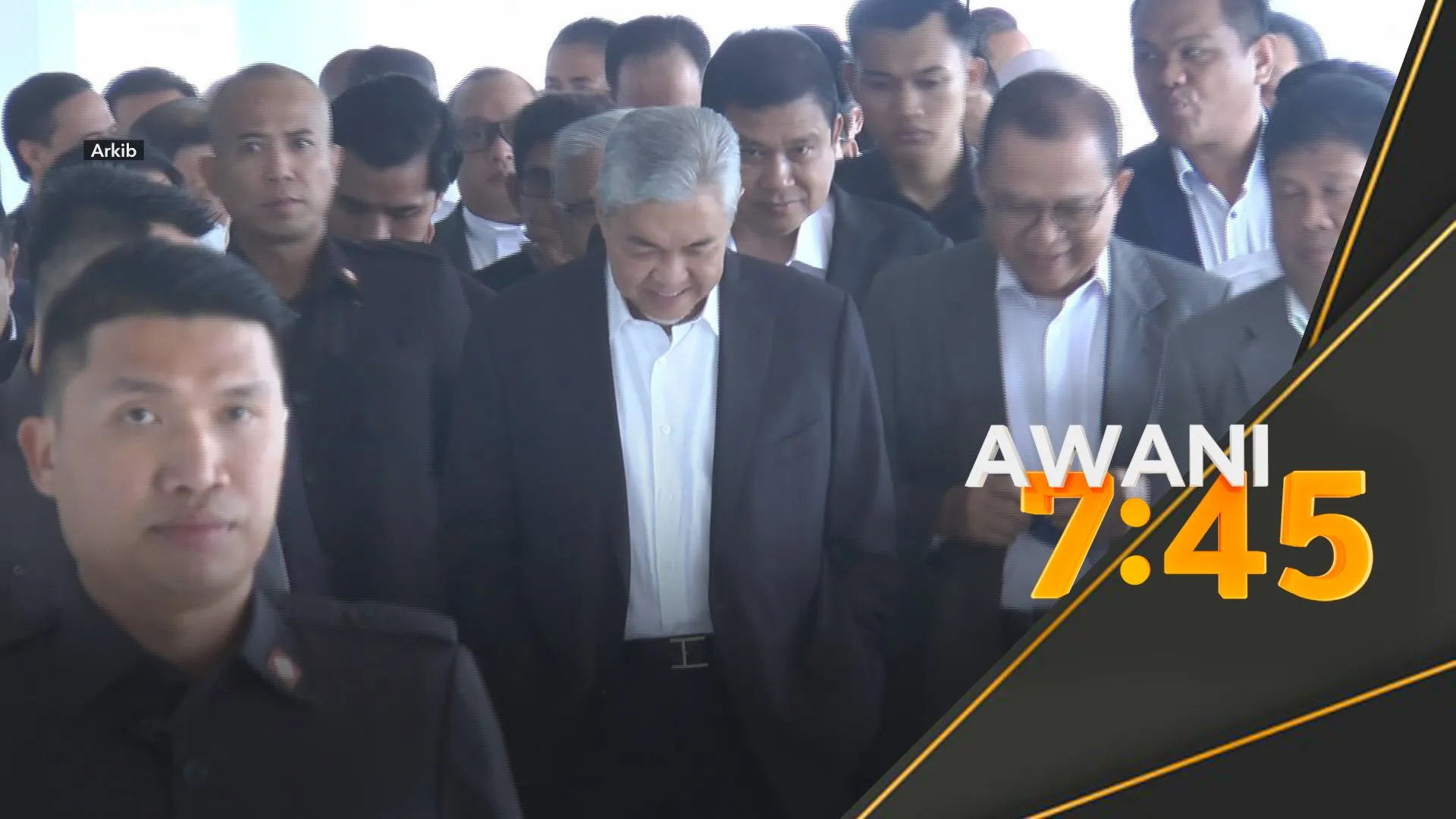 Mahkamah benar tangguh kes Badan Peguam cabar DNAA Ahmad Zahid