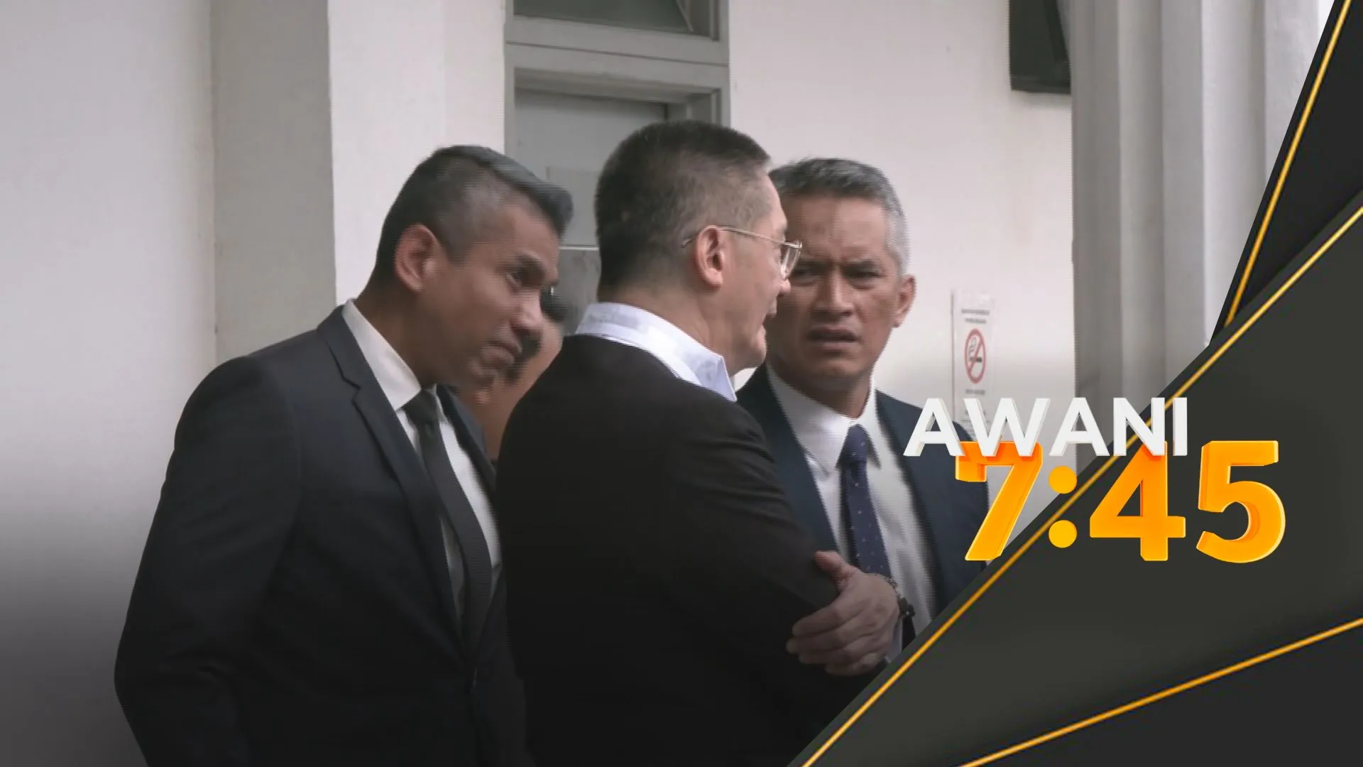 Sembilan peguam ternama rakan Shuhaily