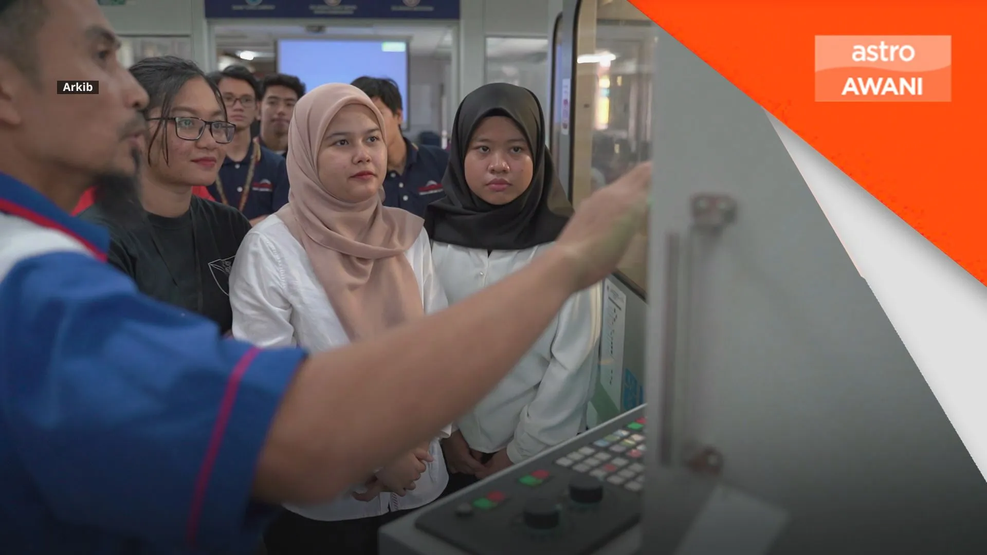 Permohonan kolej vokasional naik hampir empat kali ganda