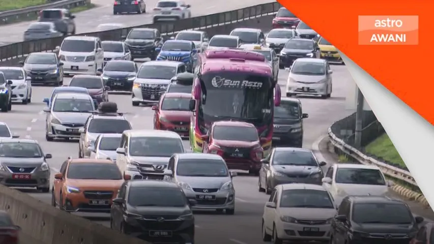 Lebuh raya sesak arah pantai timur dan selatan