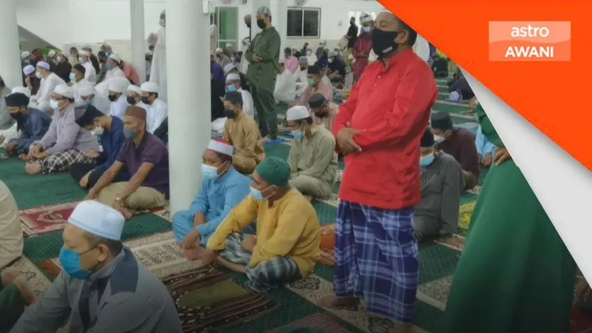 Sakit lutut ketika tarawih? Ini risiko dan cara elak mudarat