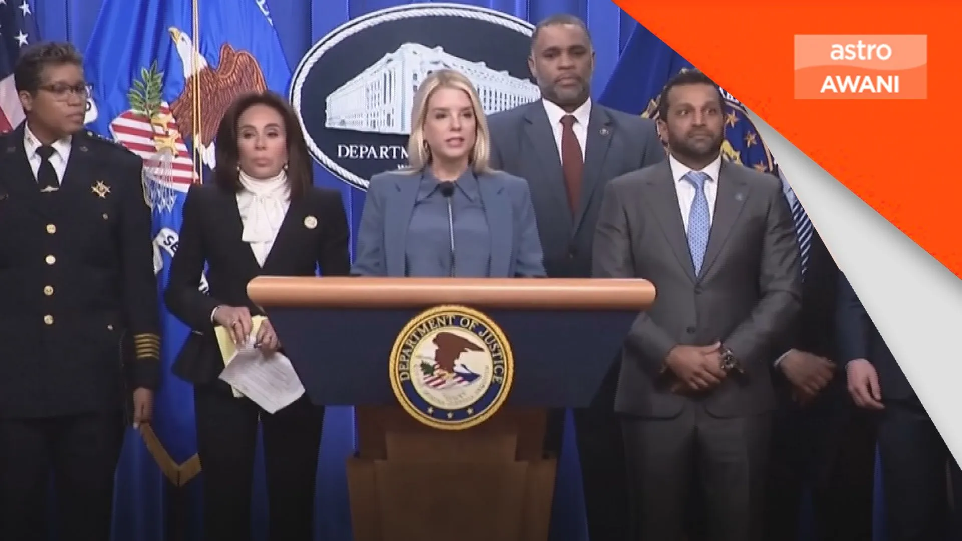 Penggodam Iran berjaya ceroboh e-mel peribadi Pengarah FBI