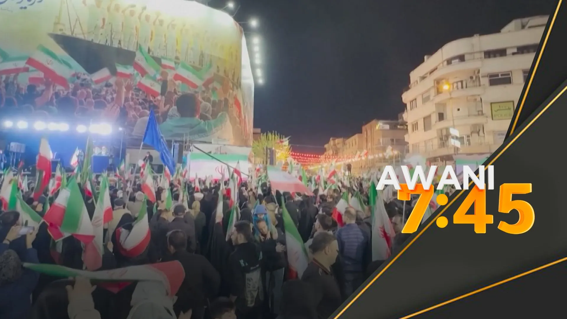 Warga Iran tak gentar berhimpun sambut hari Republik Islam