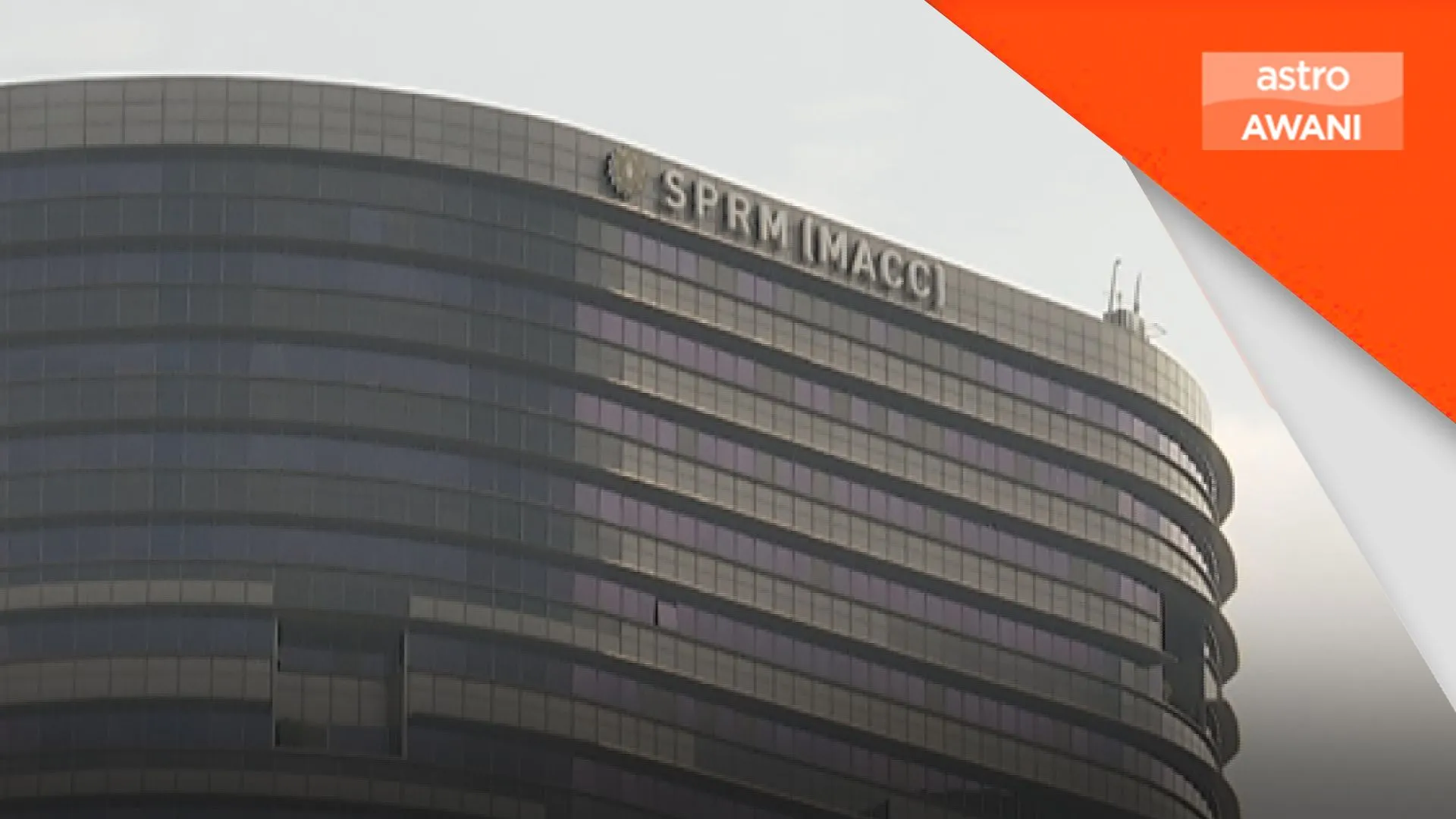 SPRM tahan dua individu kes rasuah