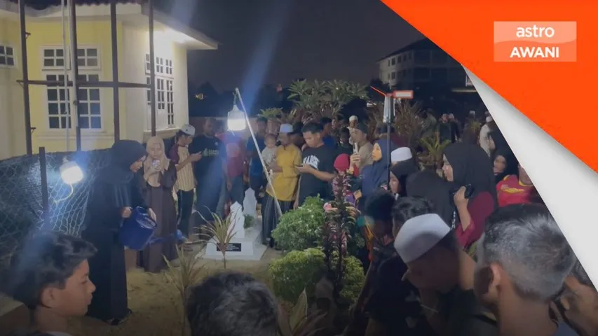 Nur Fatimatul Hawa dikebumikan di sebelah pusara arwah ibunya