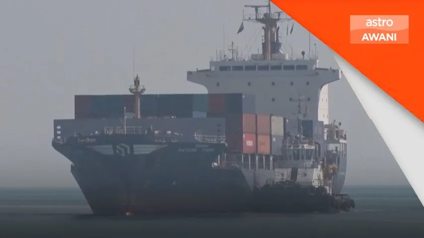 Trafik Selat Hormuz merosot, sekatan AS bermula