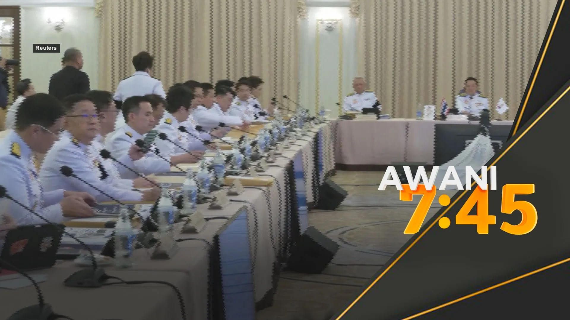 Thailand pertimbang dekri kecemasan untuk pinjaman 500 bilion baht