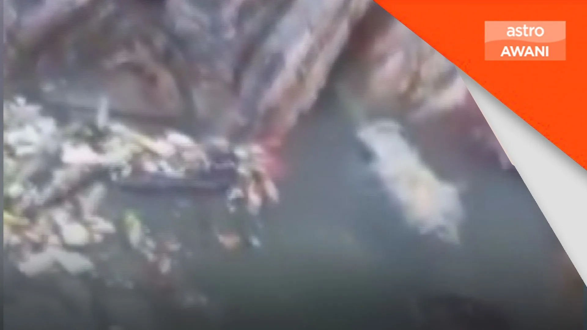 Mayat lelaki reput dalam bungkusan kanvas ditemukan di Pulau Angsa