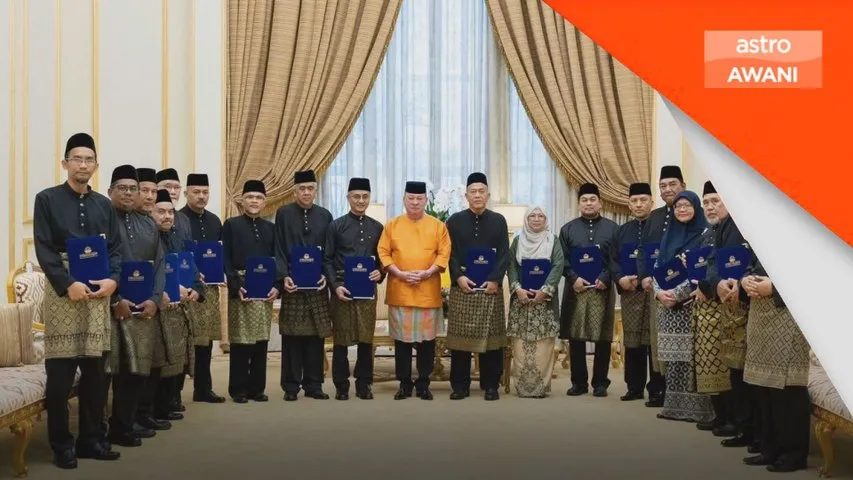 Agong kurnia surat cara pelantikan kepada 14 hakim