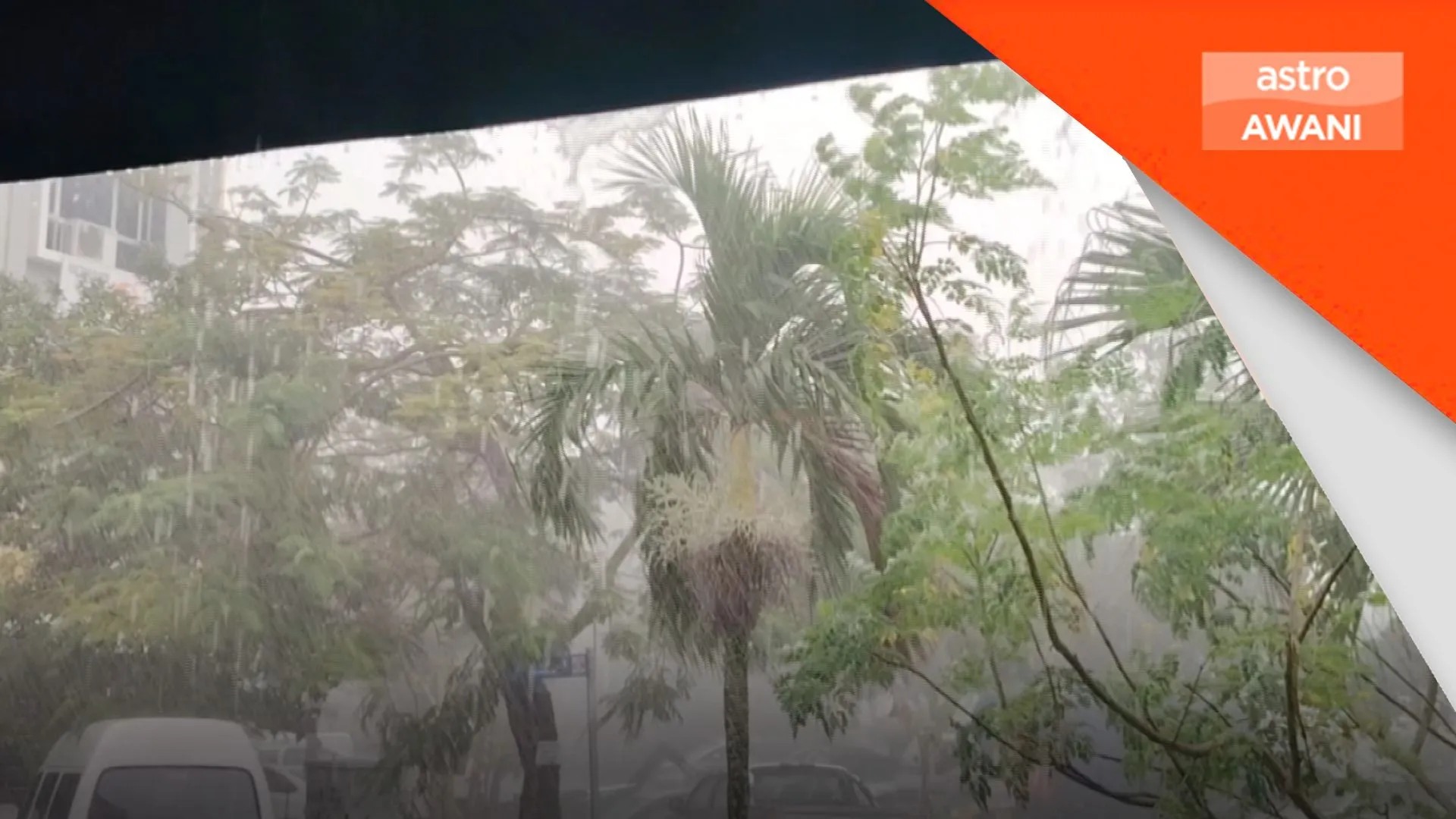 Hujan dan ribut petir dijangka berlaku di beberapa negeri hari ini