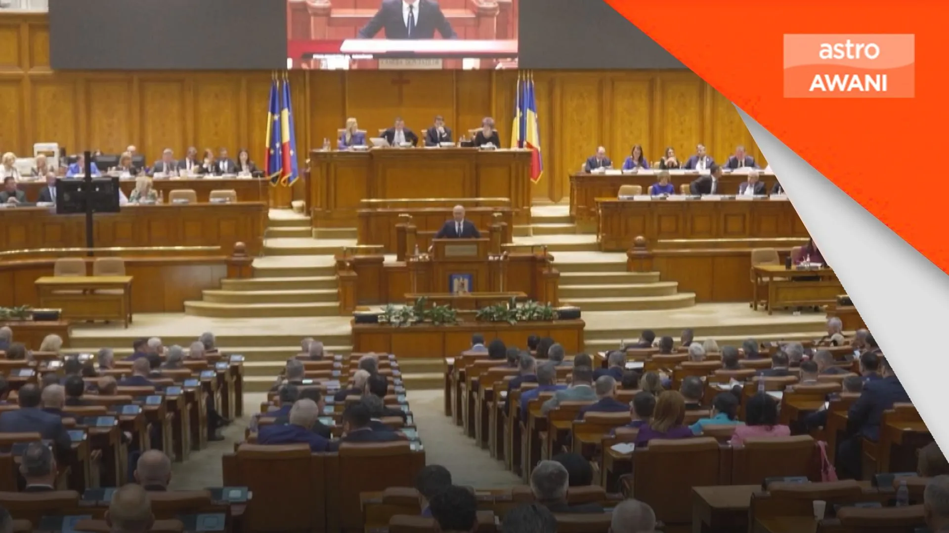 Kerajaan Romania tumbang selepas usul tidak percaya
