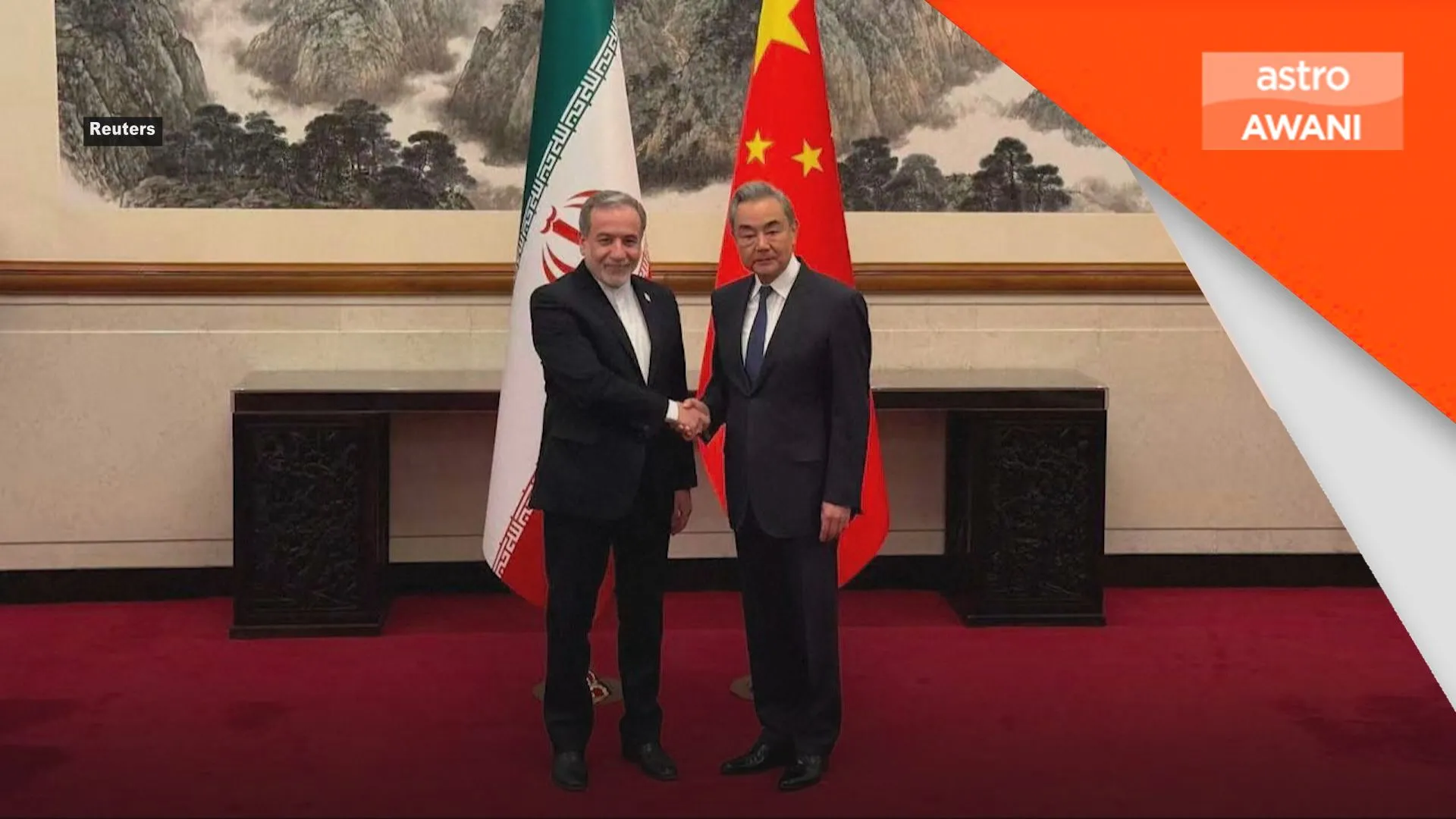 Menteri Luar Iran  Bertemu Rakan Sejawatan China Wang Yi
