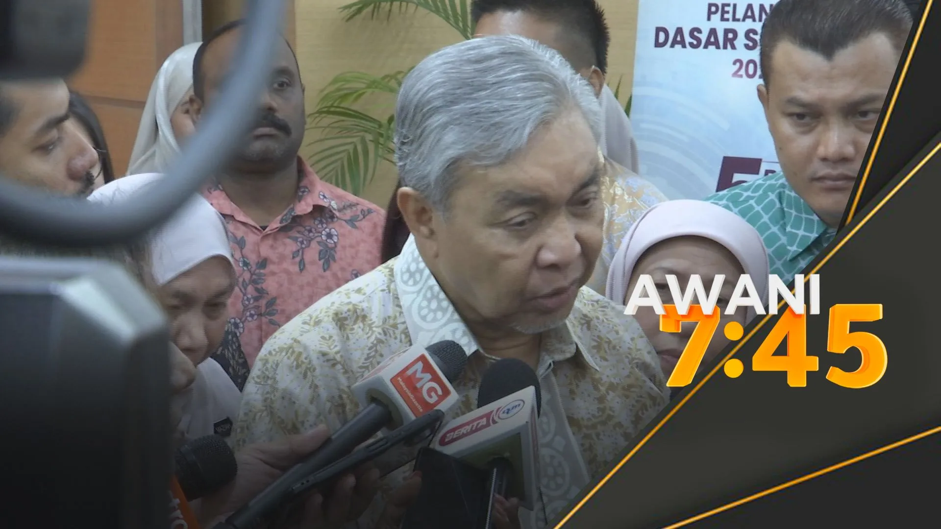 UMNO tiada cadangan tukar MB Negeri Sembilan - Zahid Hamidi