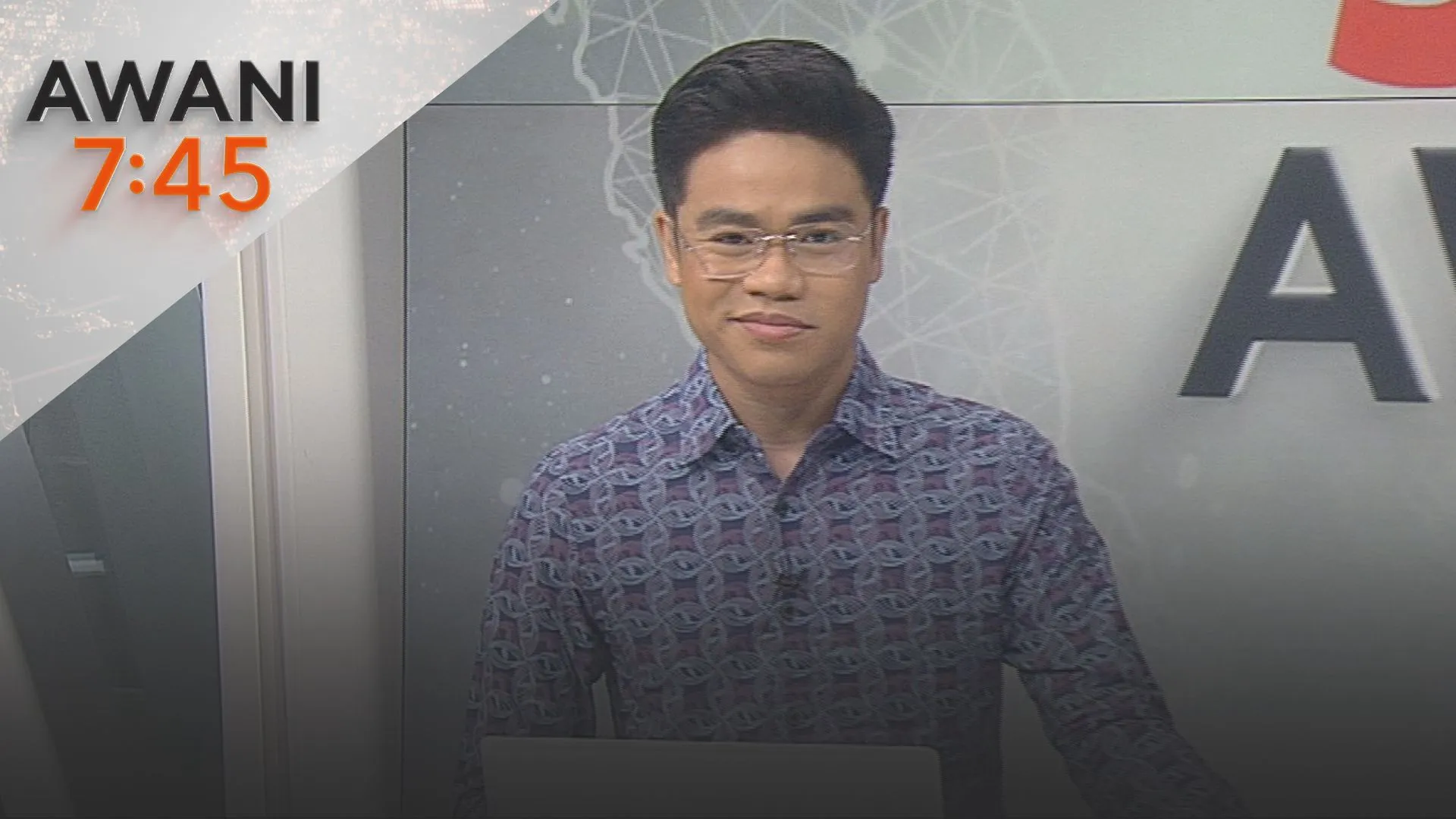AWANI 7:45 [16/5/2026] - Jangan politik isu UEC | BN tanding semua kerusi | Lebih selesa untuk jemaah | PM Sepanyol pertahan Yamal