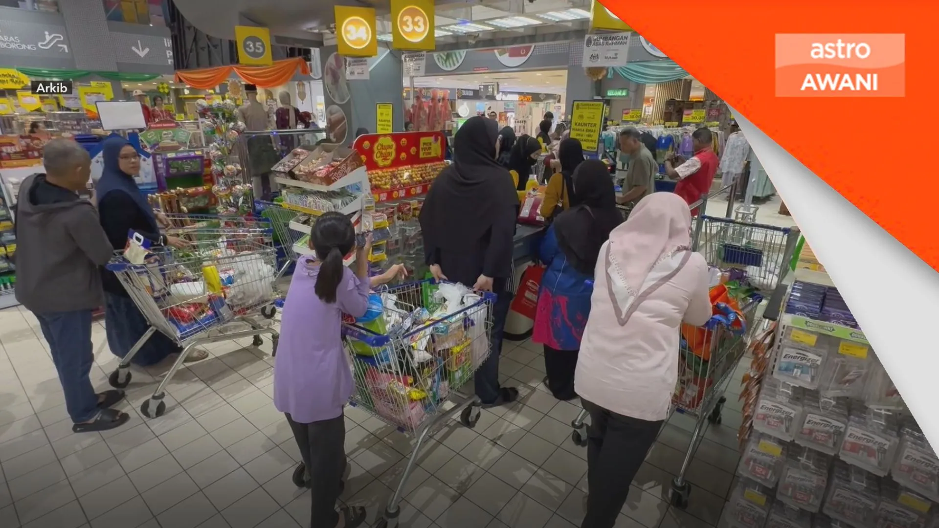 Kerajaan teliti bantuan ikut komitmen isi rumah