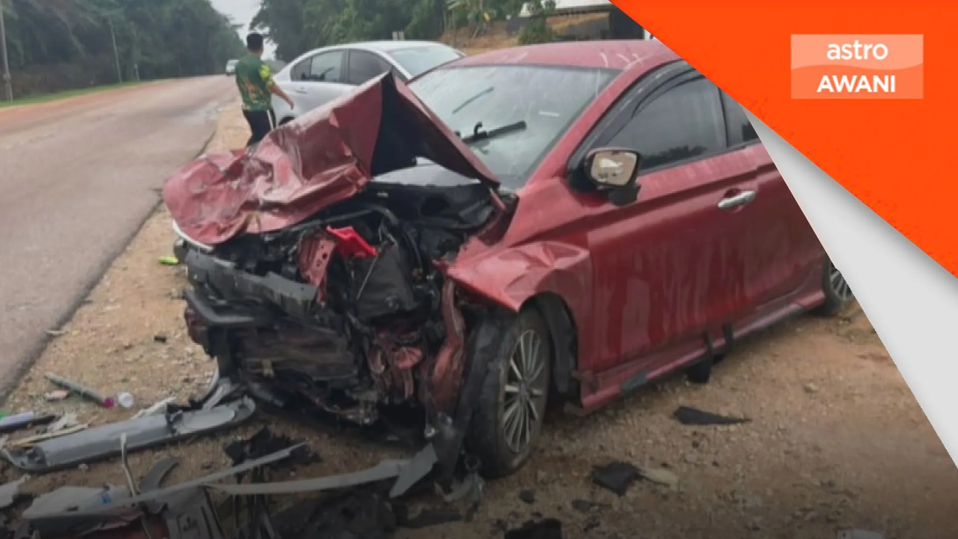 Pegawai polis, isteri maut dalam nahas di Pekan