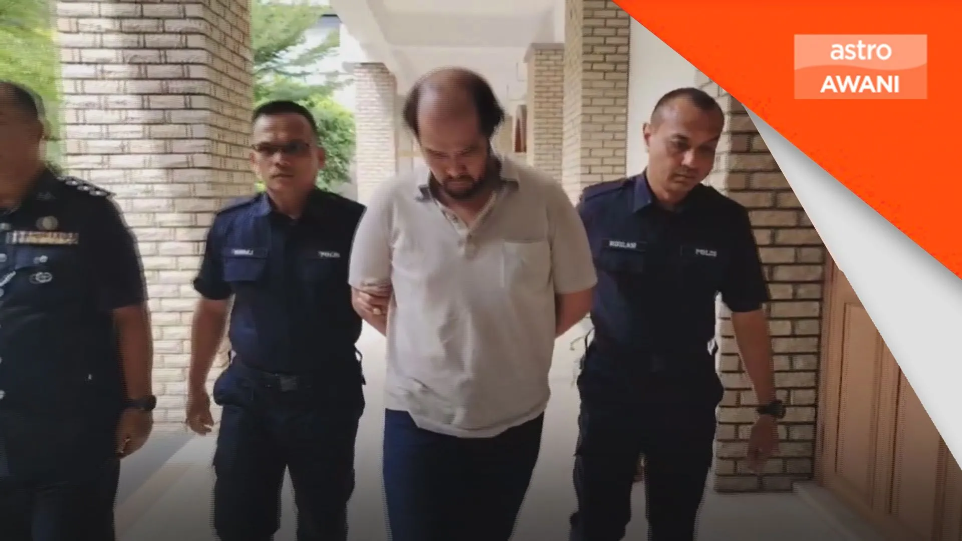 Lelaki didakwa atas pertuduhan memperdagang remaja perempuan