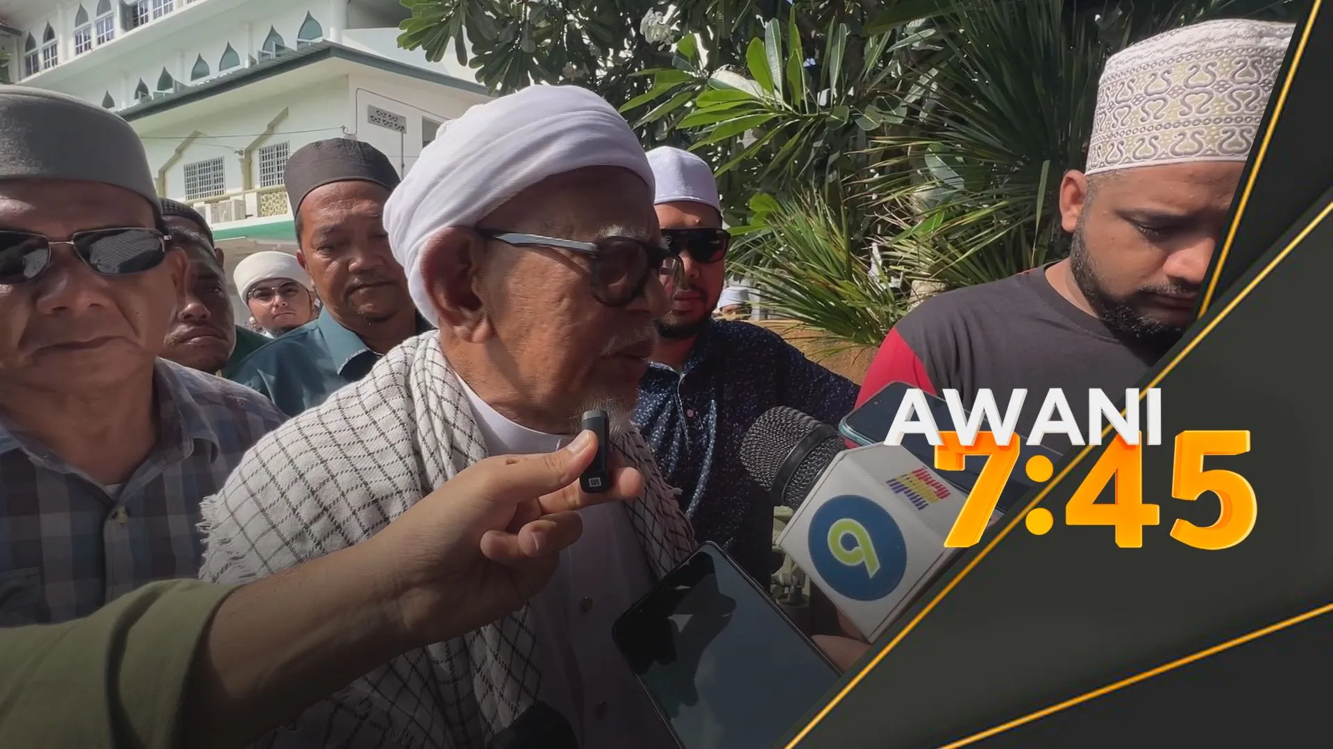 Pertemuan PAS, UMNO bentuk gabungan?