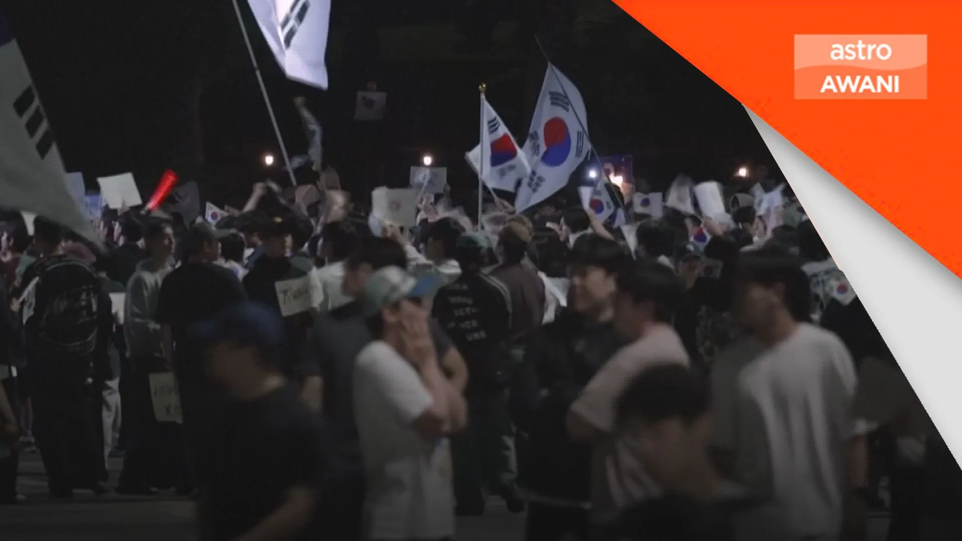 Protes tuntut pilihan raya semula di Seoul